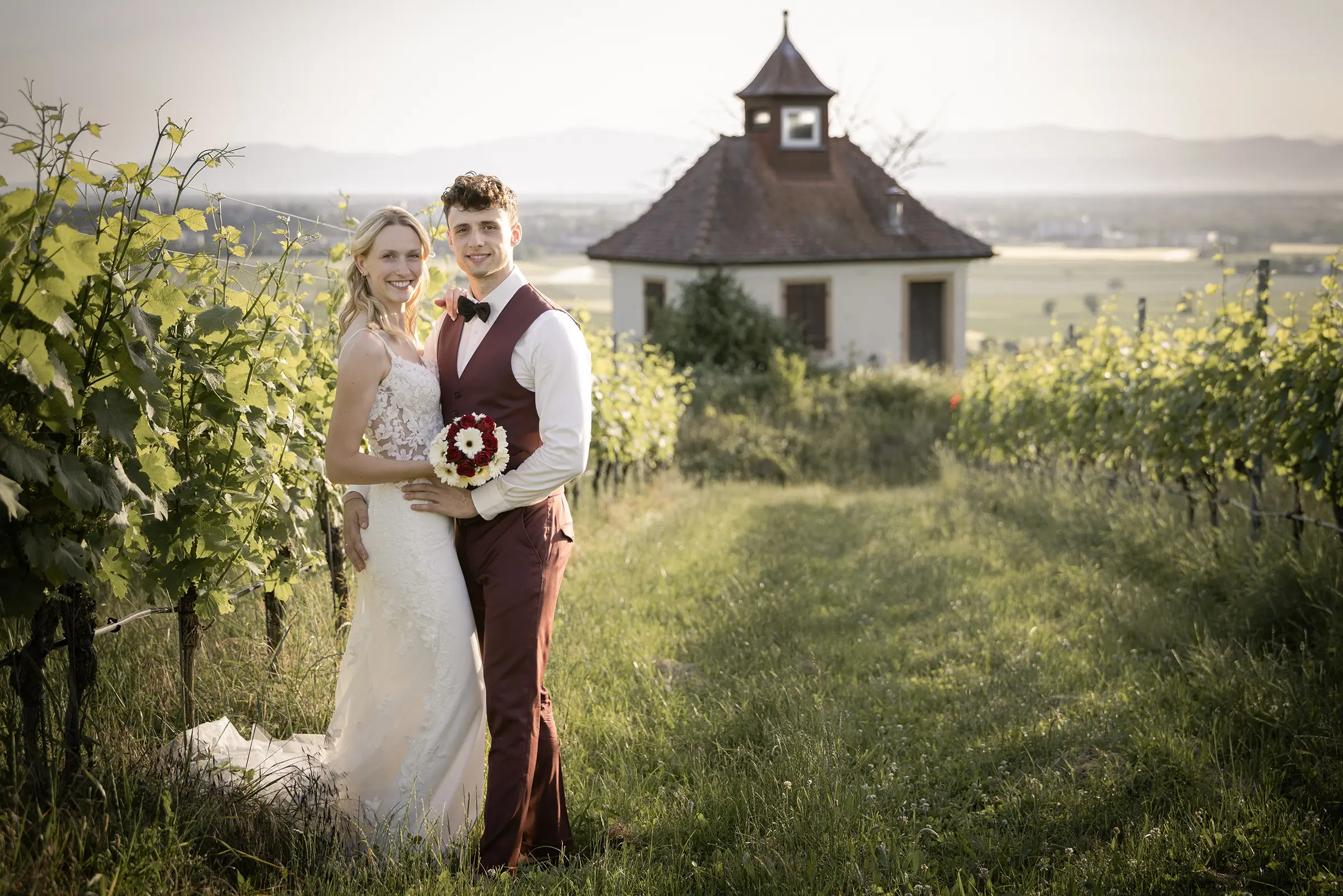 Paarshooting zwischen den Reben am Kaiserstuhl, Hochzeitsfotograf Denis Michel